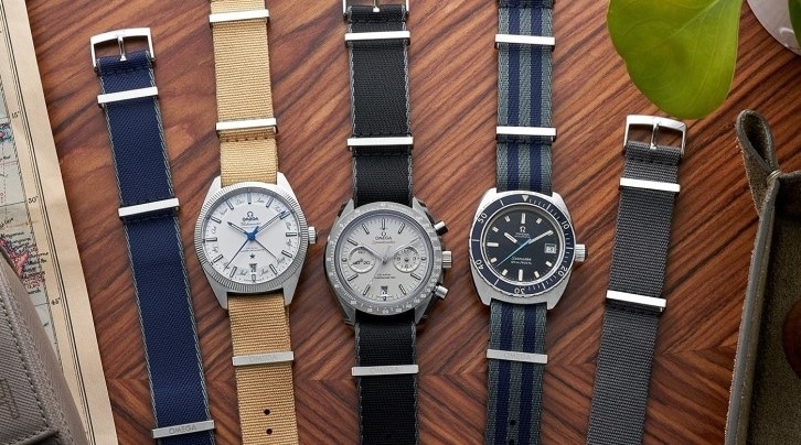 how to change a swatch watch strap