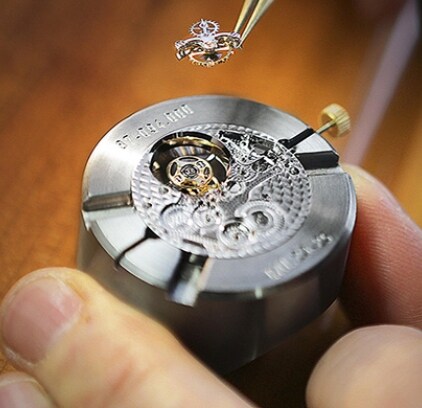 hourpassion-blancpain-traditioninnovation-420x390px.jpg