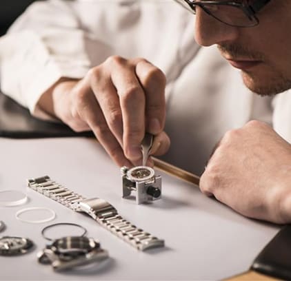 Tradition_Certina_1025_Brandpage